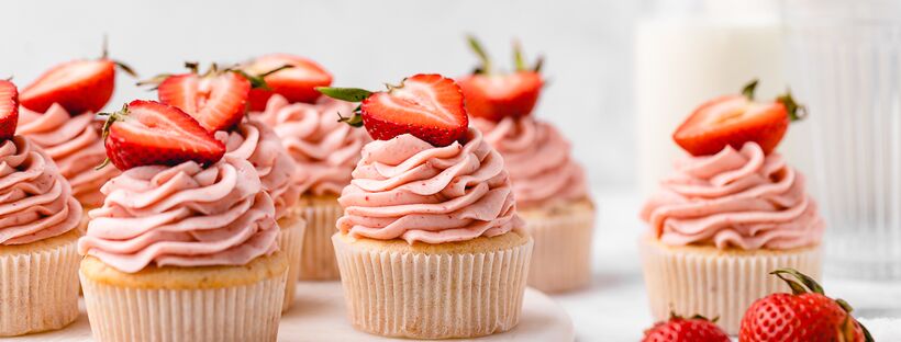 Vegan Strawberry Cupcakes with Cream Cheese Buttercream