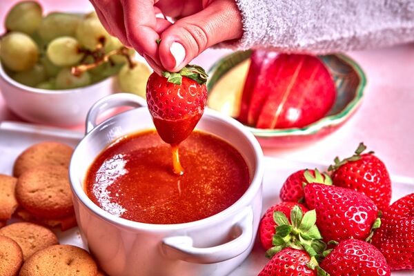 Vegan Caramel Fondue